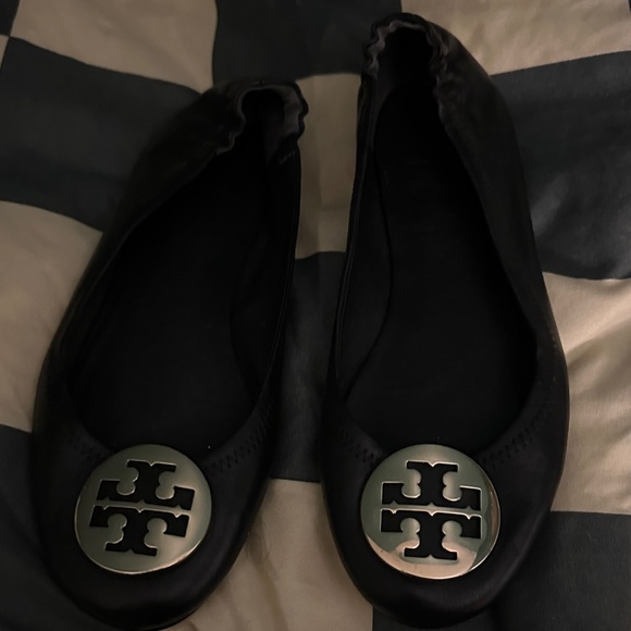 Tory Burch Black Flats with Silver Logo - Picture 1 of 5